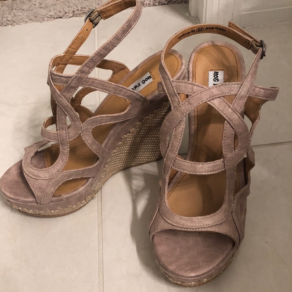 Tan Wedges